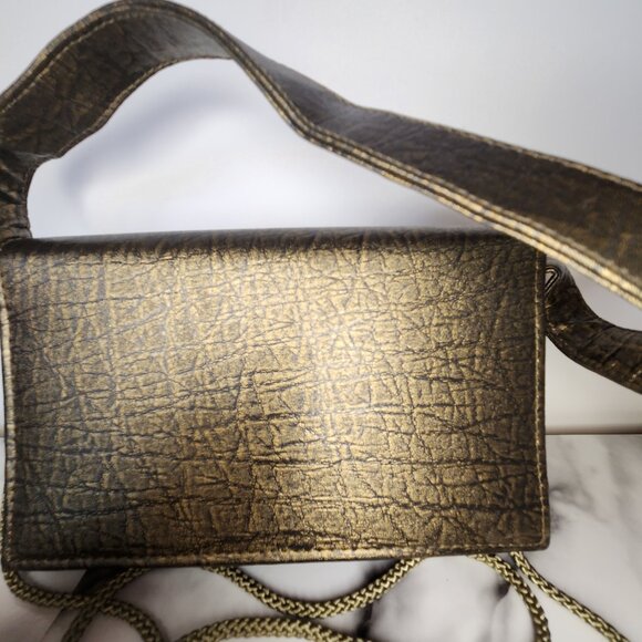 BIJOUX TERNER WOMENS SHINY GOLDEN BROWN CLUTCH BAG - Picture 2 of 13